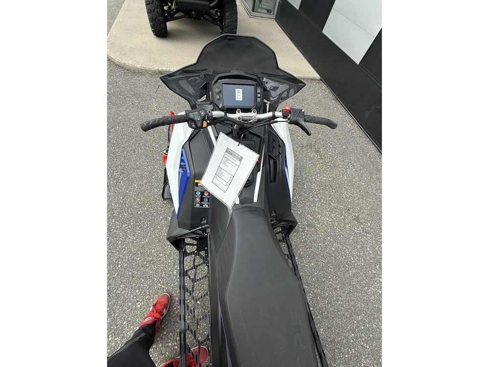 Polaris 850 Indy Xc 137 2023 alt