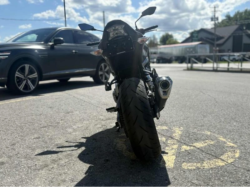 Kawasaki Z900 2018 alt