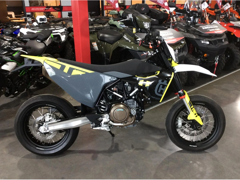 2023 Husqvarna 701 Superm alt
