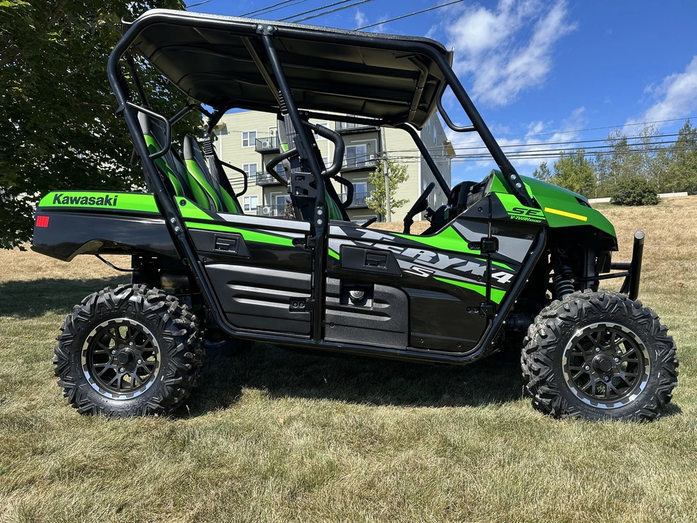 2025 Kawasaki Teryx 4 S Se alt