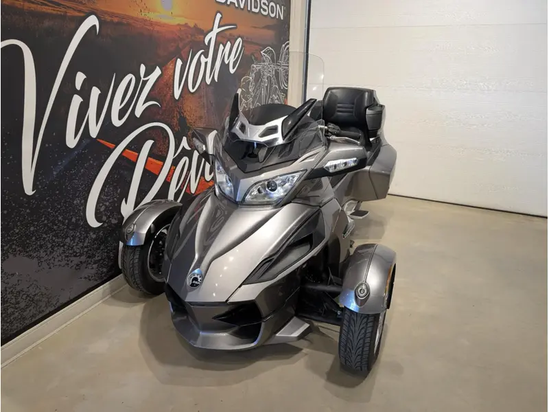 2011 Can-Am Spyder RT