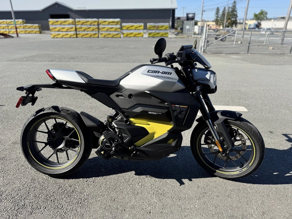 2025 Can-am Pulse '73 alt