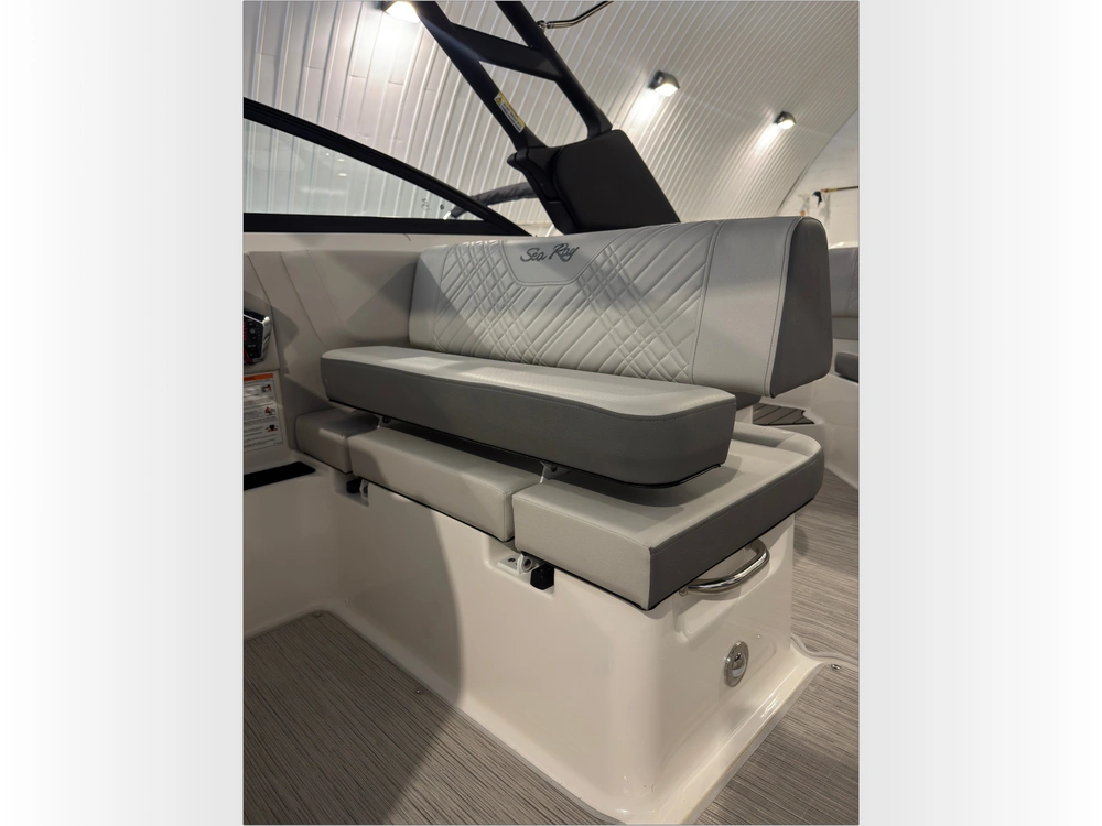 2026 Sea Ray Sdx 250 Outboard alt