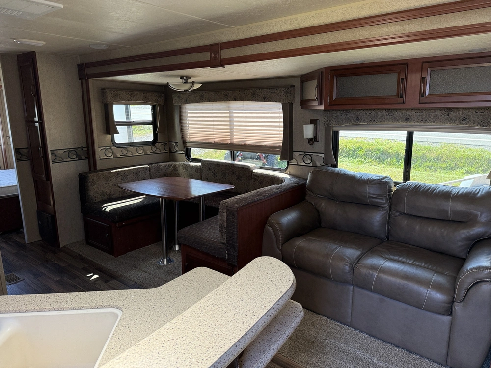 Forest River 30fbs Puma 2016 alt