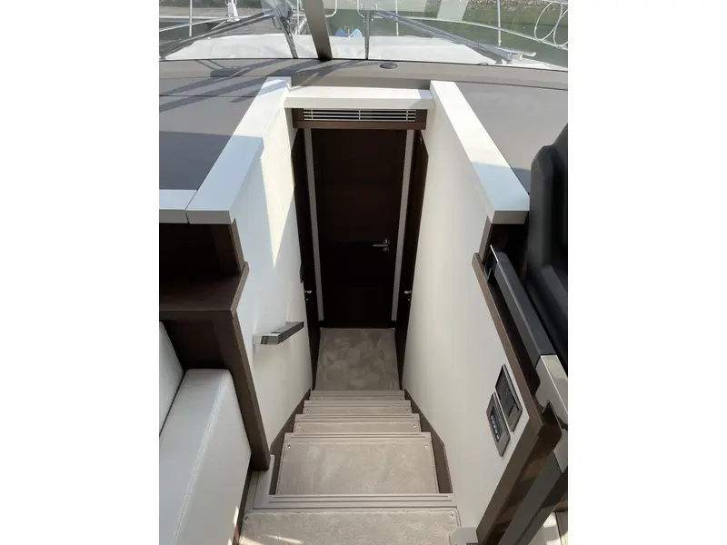 Prestige Yachts 520 FLY - DIESEL 2022