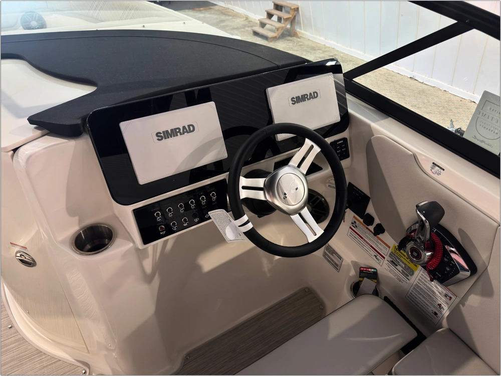 2026 Sea Ray Sdx 250 Outboard alt