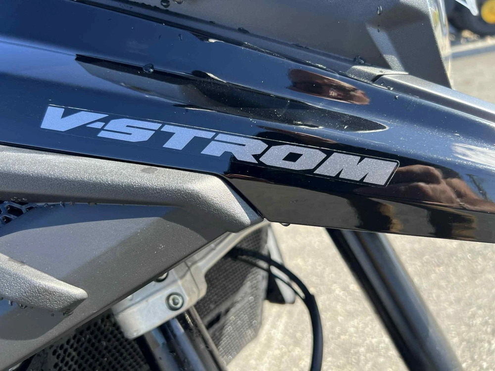 Suzuki V Strom 1050 2023 alt