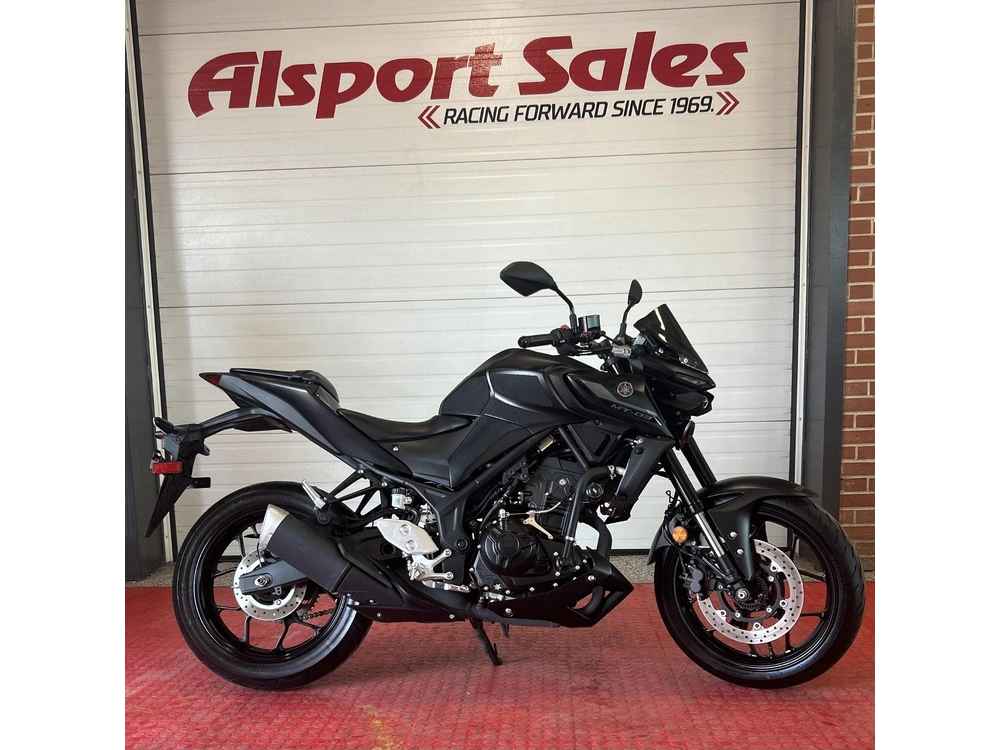 2023 Yamaha Mt-03 alt