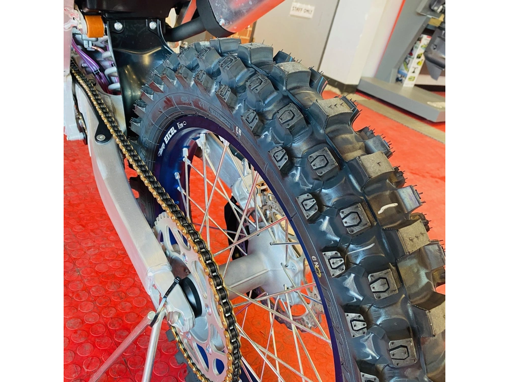 2025 Yamaha Yz250 alt