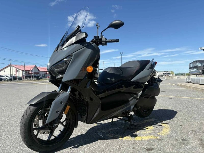 Yamaha Xmax 300 2022 alt