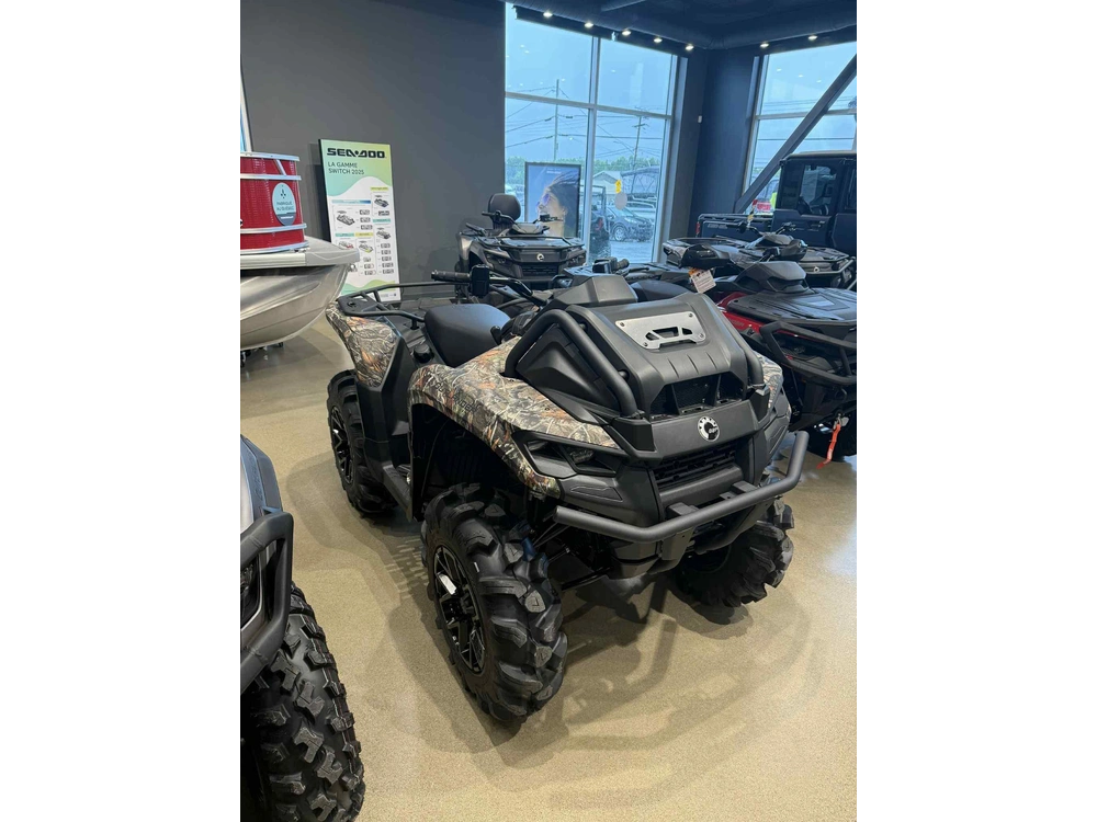 2025 Can-am Outlander 700 Xmr alt