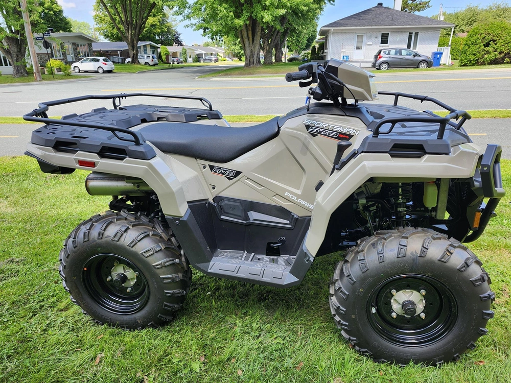 2025 Polaris Sportsman 570 Eps - Desert Sand Concession Polaris 5 Étoiles alt