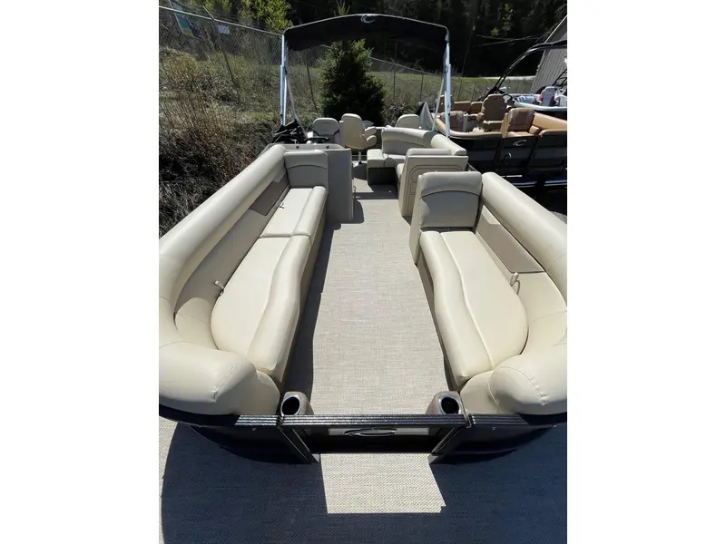Crest Classic Fish 220 FS 2023