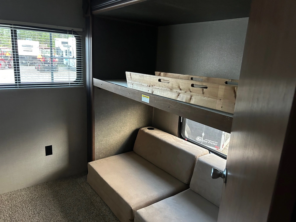 Keystone Rv Hideout 308bhds 2017 alt