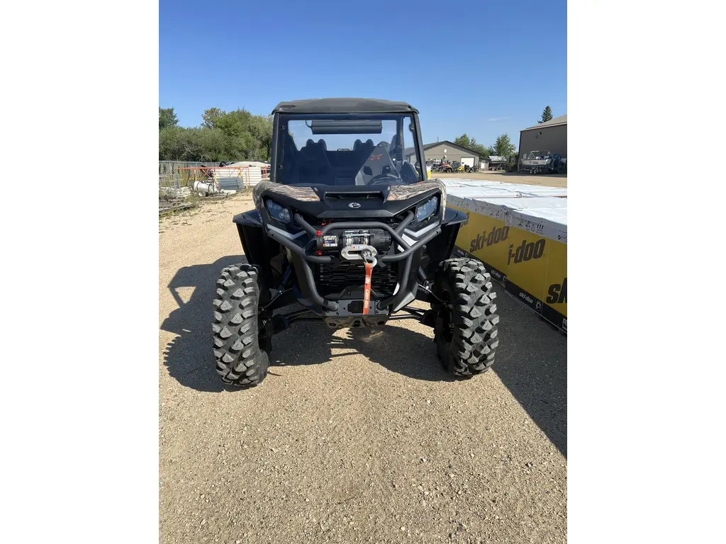 2024 Can-Am Commander XMR 1000R