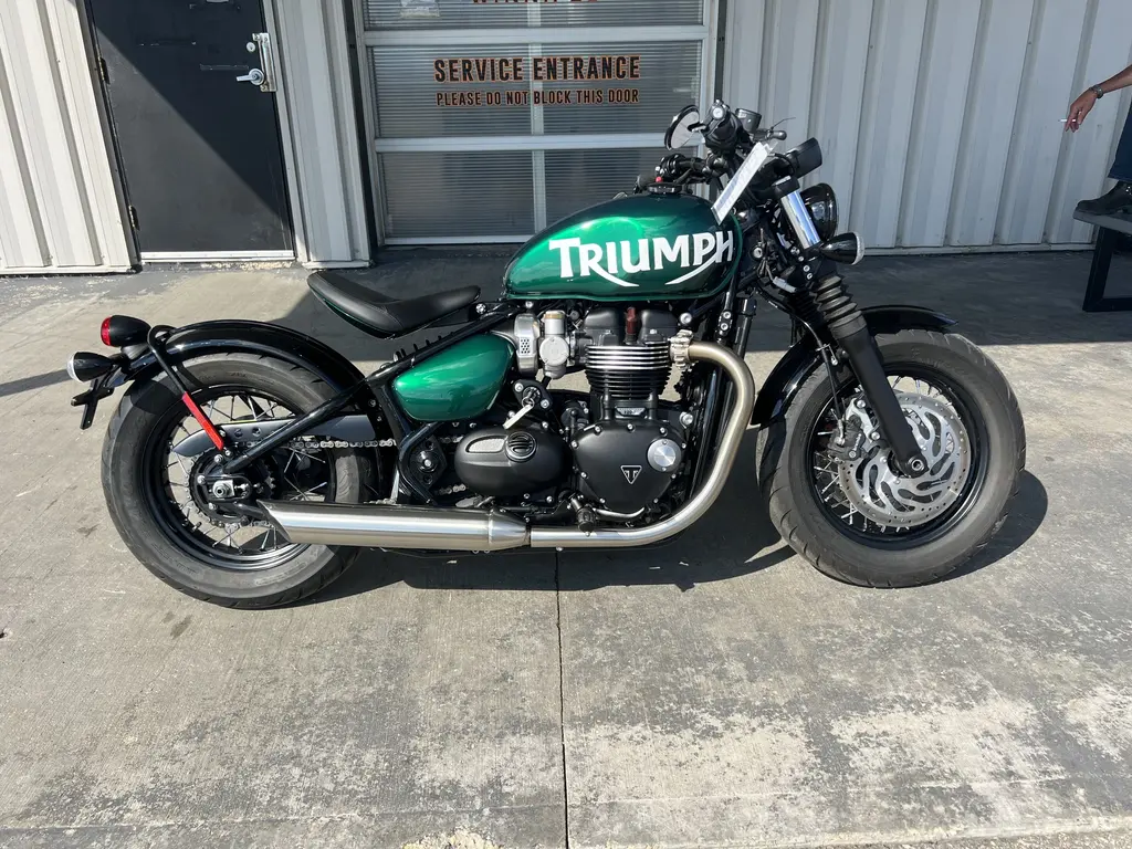 2022 Triumph Bonneville 1200 Bobber