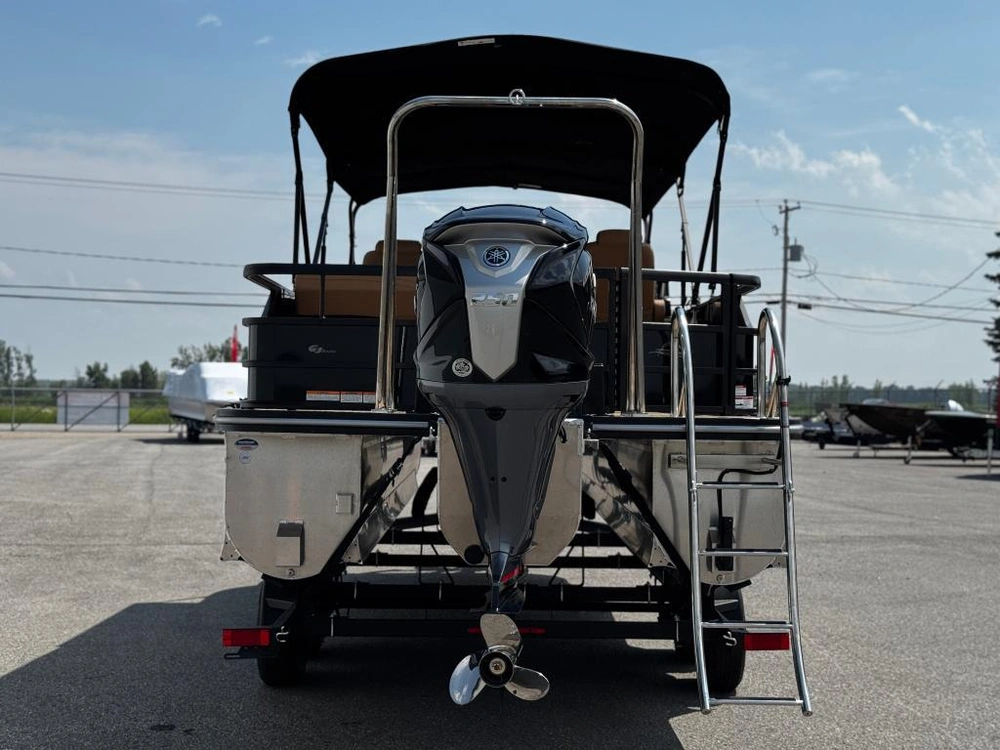 Suncatcher G3 Fusion 324sl 2025 + Remorque + Moteur Yamaha 200 Hp Vmax Sho 2025 alt