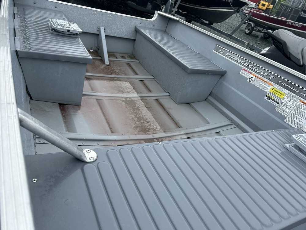 2023 Princecraft Fisherman alt