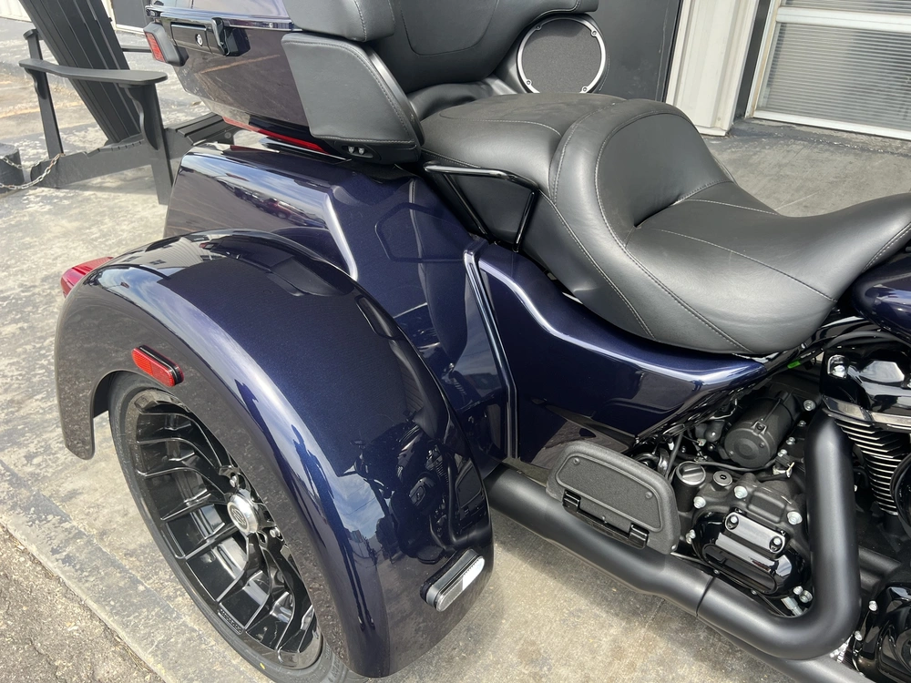 2025 Harley-davidson Flhtcutg - Tri Glide™ Ultra alt