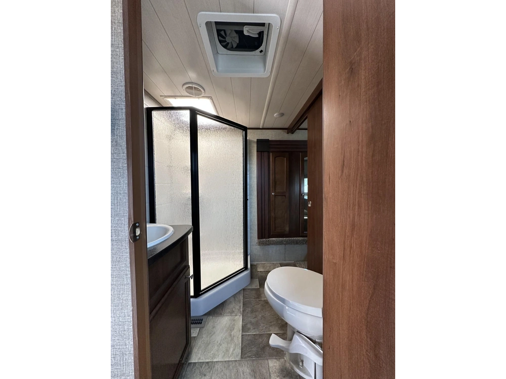 2016 Heartland Rv Prowler 299 alt