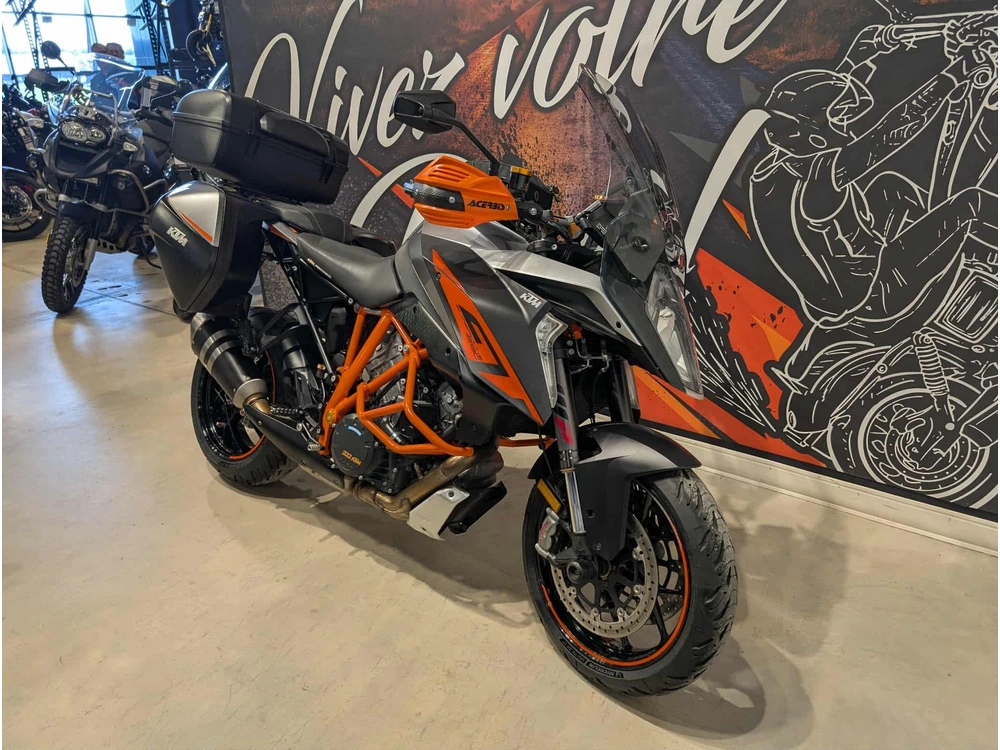 Ktm Super Duke Gt 1290 2017 alt