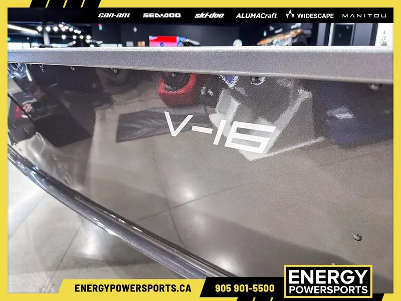 ALUMACRAFT V-16 Tiller 20" TRANSOM WITH FLOOR 2025