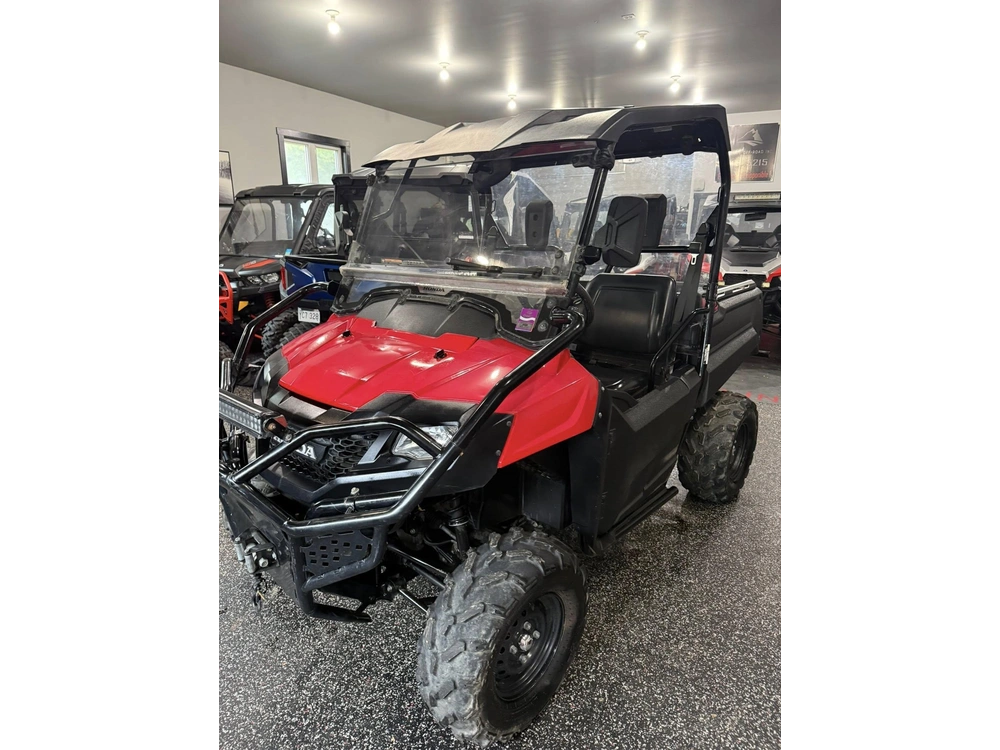 2015 Honda Pioneer 700 alt