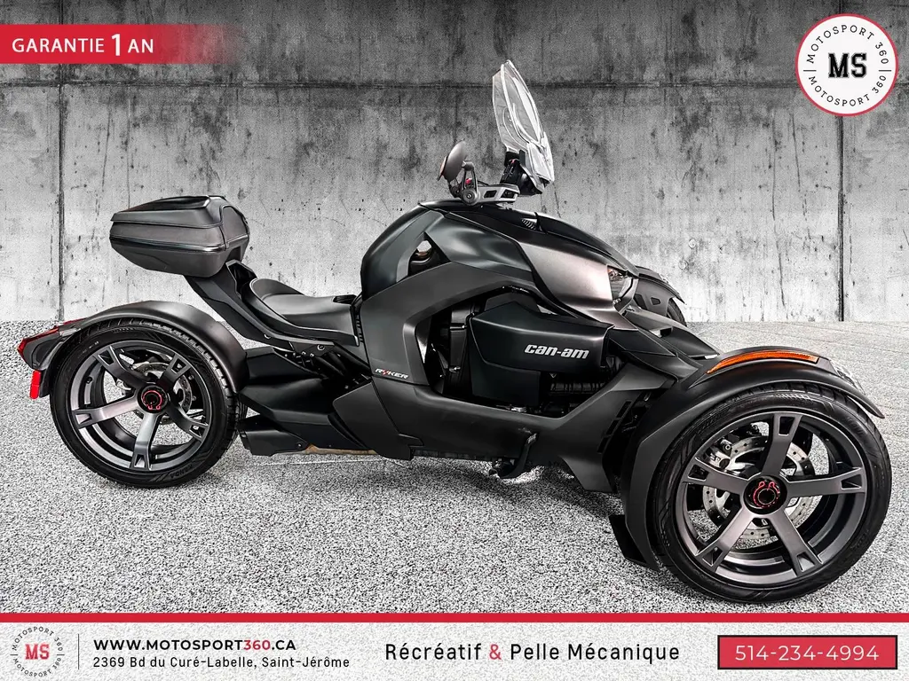 2021 Can-Am RYKER 900  IMPECCABLE !!!