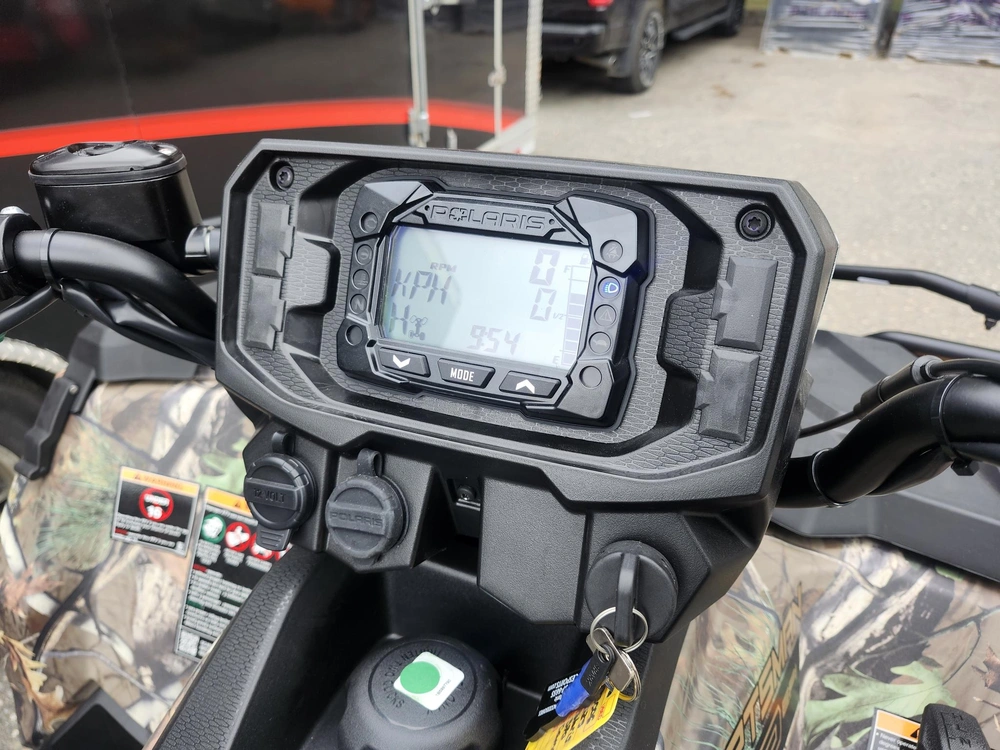 2025 Polaris Sportsman 570 Eps - Polaris Pursuit Camo Quad Tout-terrain Avec Eps Et Confort Optimisé Pour Sentiers alt