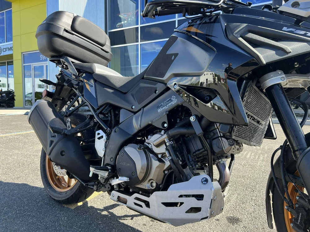 Suzuki V Strom 1050 2023 alt