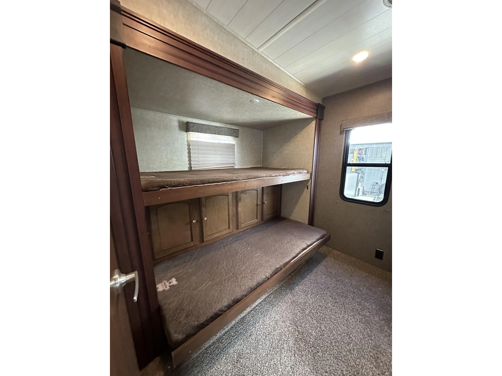 2016 Heartland Rv Prowler 299 alt