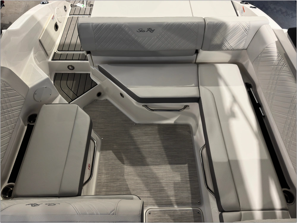 2026 Sea Ray Sdx 250 Outboard alt