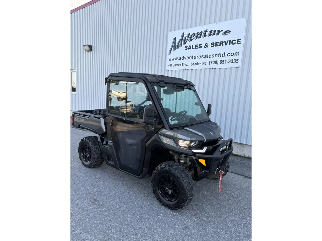 2023 Can-Am DEFENDER HD9