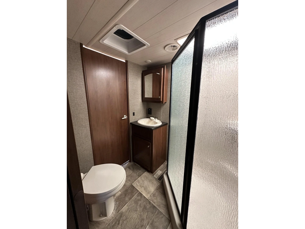 2016 Heartland Rv Prowler 299 alt