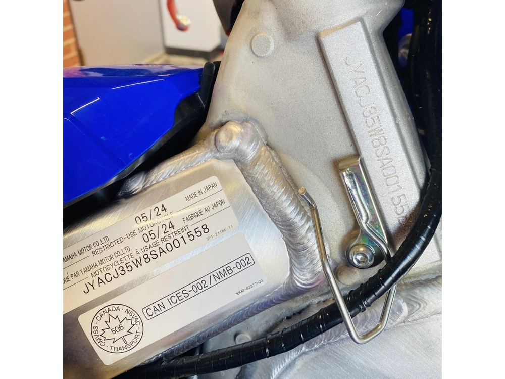 2025 Yamaha Wr450f alt