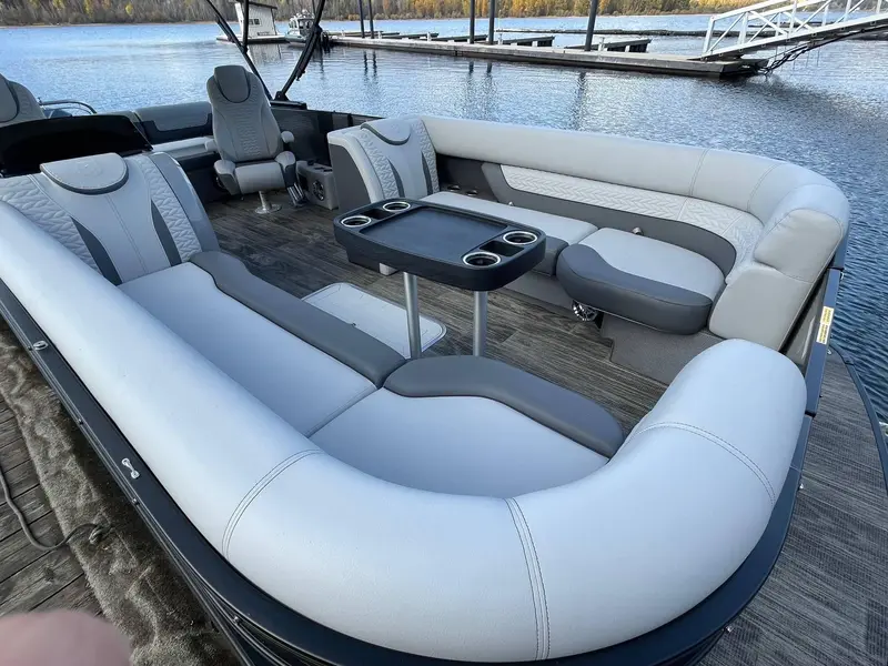 Godfrey Marine Monaco Dual Flip Lounge MC 255 DFL GTP 27 in. Center Tube 2024