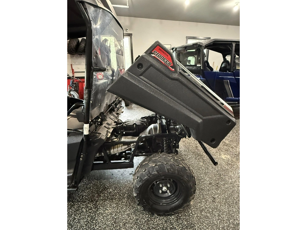 2015 Honda Pioneer 700 alt