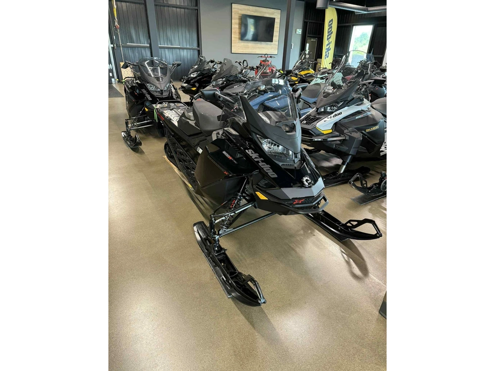 2022 Ski-doo Renegade X 600r E-tec alt