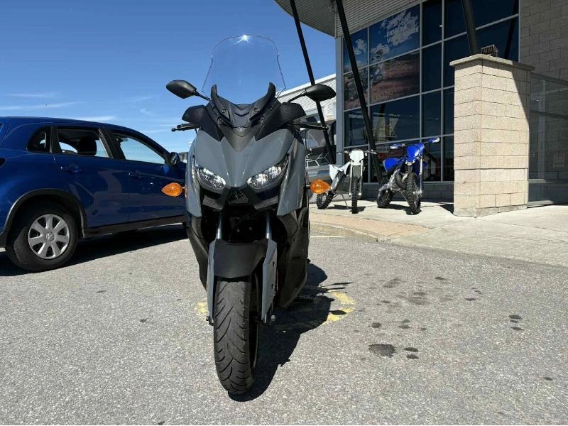 Yamaha Xmax 300 2022 alt