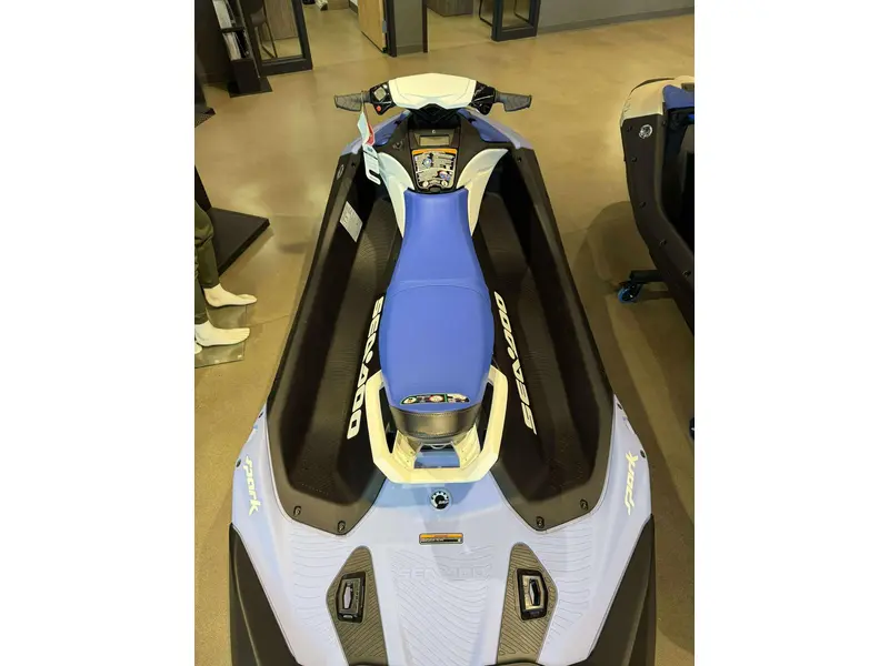 2025 Sea Doo SPARK POUR 3