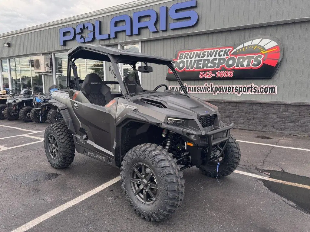 Polaris GENERAL 1000 XP PREMIUM SUPER GRAPHITE 2026