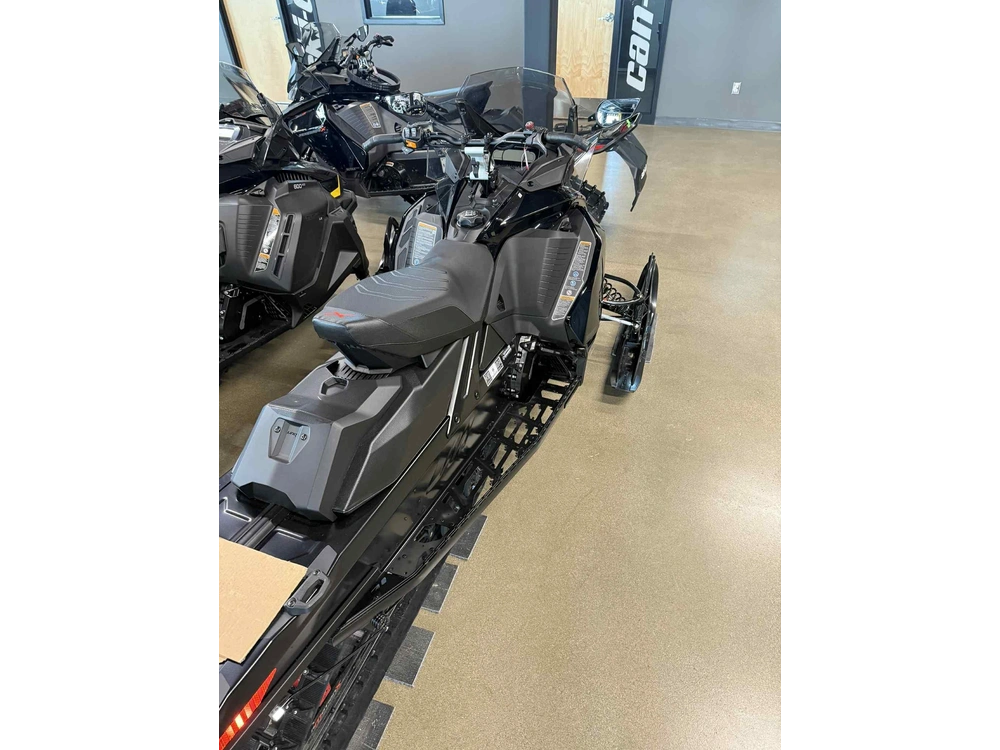 2022 Ski-doo Renegade X 600r E-tec alt