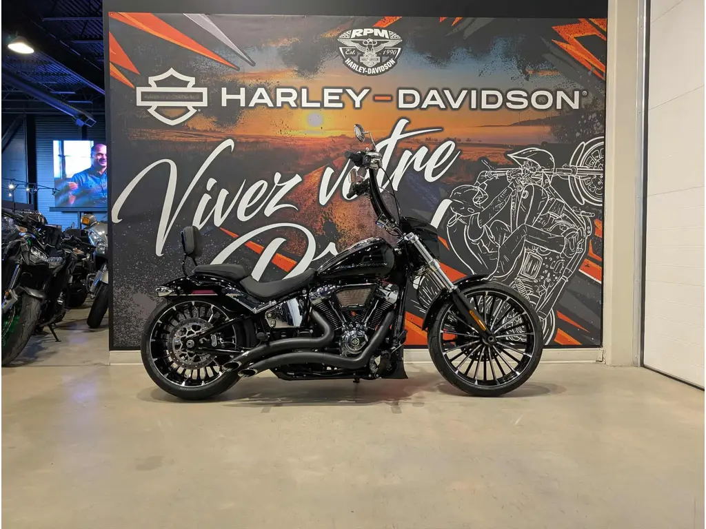 2025 Harley-Davidson Softail Breakout