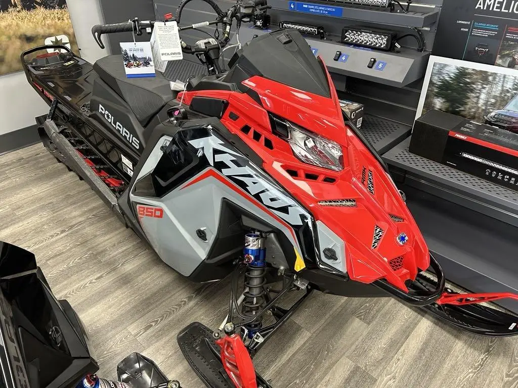 2025 Polaris RMK KHAOS 850 - 155 SLASH GHOST GRAY & RED