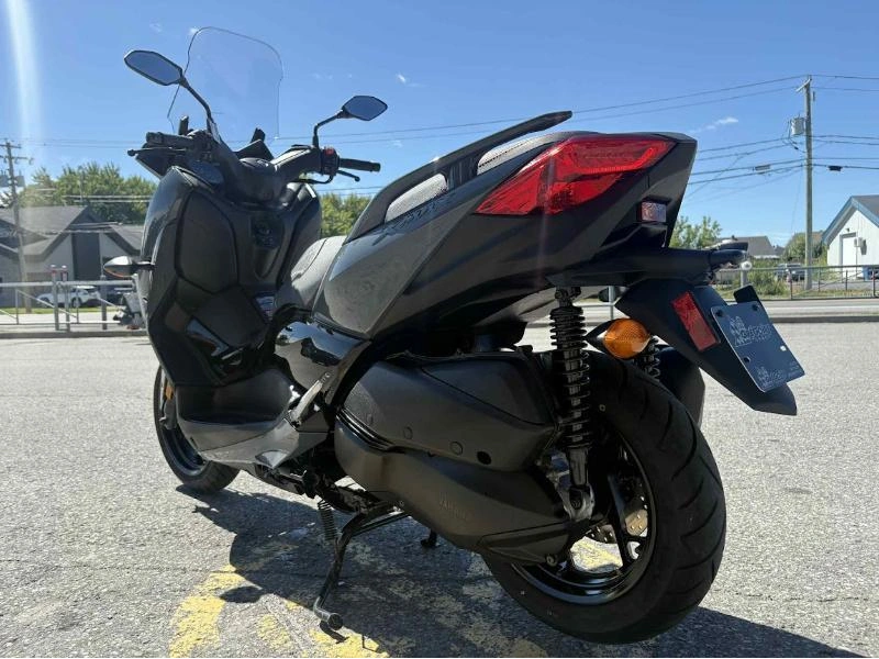 Yamaha Xmax 300 2022 alt
