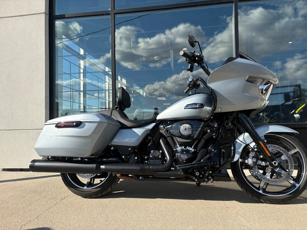 Harley-davidson Fltrx Road Glide 4950 Km 2024 alt
