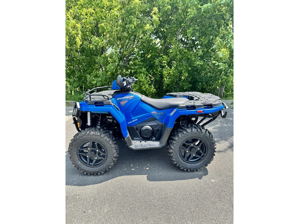 2025 Polaris Sportsman 570 Trail - Electric Blue Suspension Calibrée Sentier Québec alt
