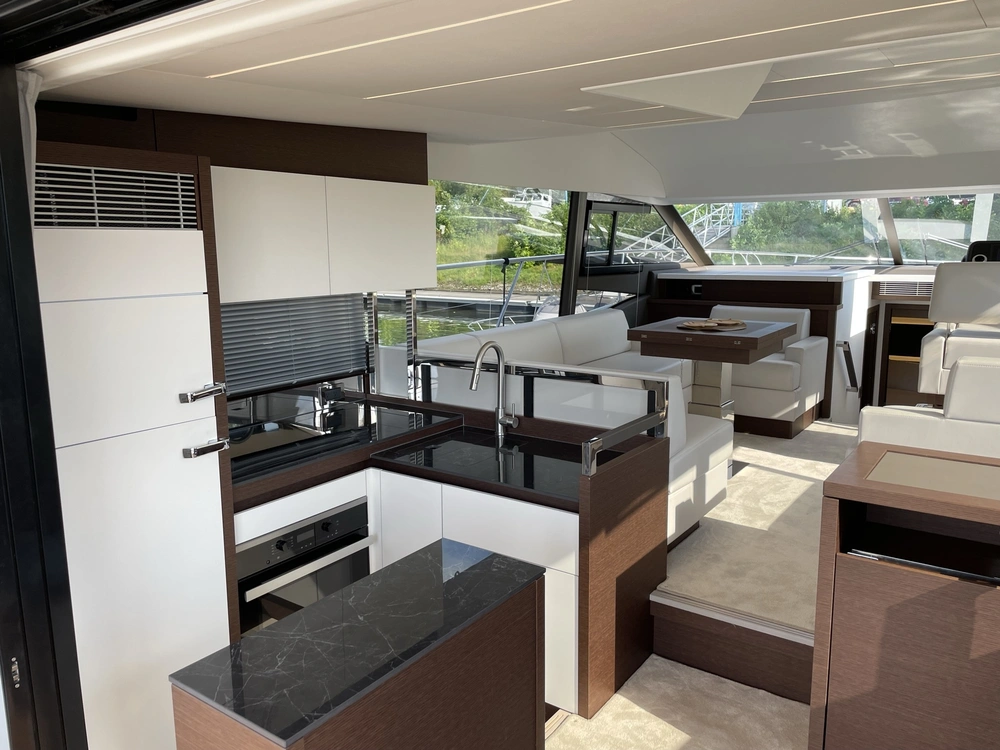 Prestige Yachts 520 Fly - Diesel 2022 alt