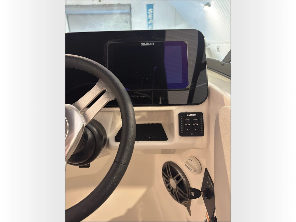 2026 Sea Ray Sdx 250 Outboard alt