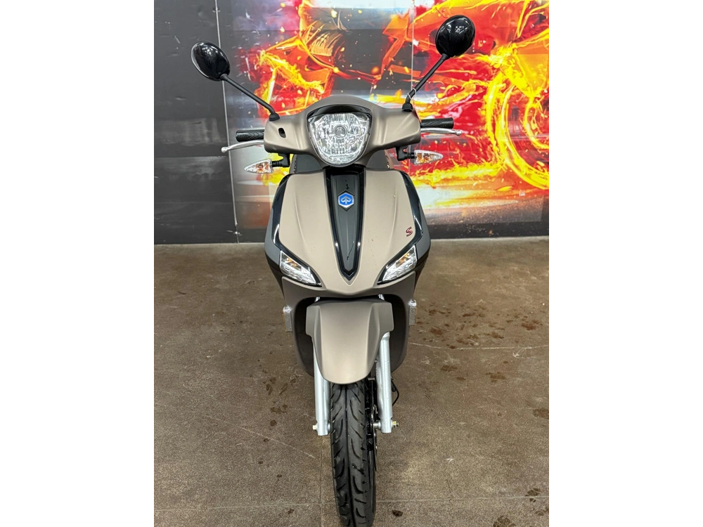 2024 Piaggio Liberty S alt